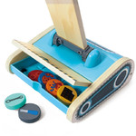 Название: Игровой набор Hape - Пылесос, Артикул: E3056 HP, Цена: 5 599