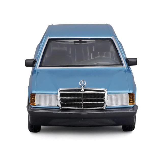 Название: Машинка Bburago 1:24 Mercedes-Benz 190E '1987, Артикул: 18-21103 BU Collection ( A ) w/o stand, Цена: 3 499
