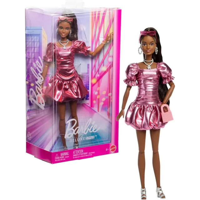 Название: Barbie Кукла Барби Делюкс Стиль Икона стиля в розовом металлическом платье, Артикул: JFP41, Цена: 3 599